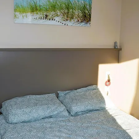 Appt F2 De Plain-pied Avec Terrasse - 2 Etoiles