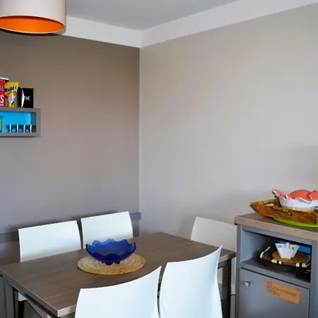 Appt F2 De Plain-pied Avec Terrasse - 2 Etoiles Apartment Courseulles-sur-Mer