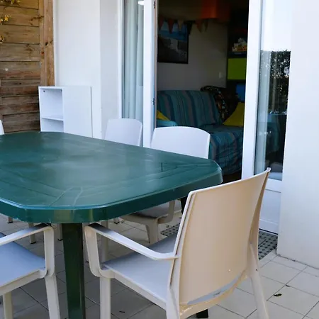 Appt F2 De Plain-pied Avec Terrasse - 2 Etoiles Apartment Courseulles-sur-Mer